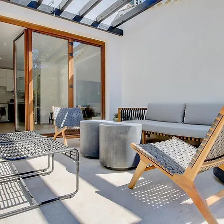 Villa Roca By Slow